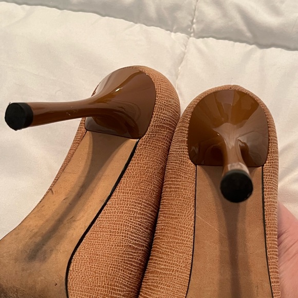 Stuart Weitzman Tan Peep Toe Heel 8M - Picture 4 of 9